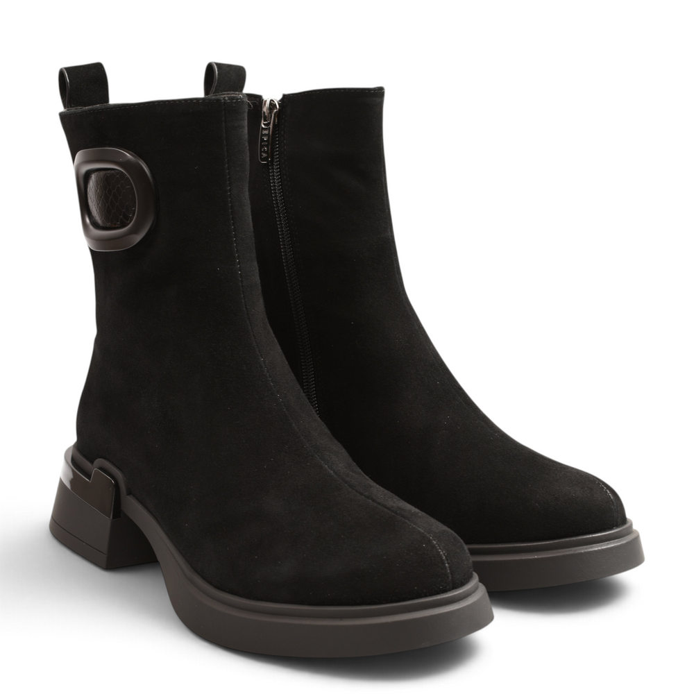 ada-shoes.ro Epica black suede ankle boots with oval side detail, block heel, and side zipper for women.