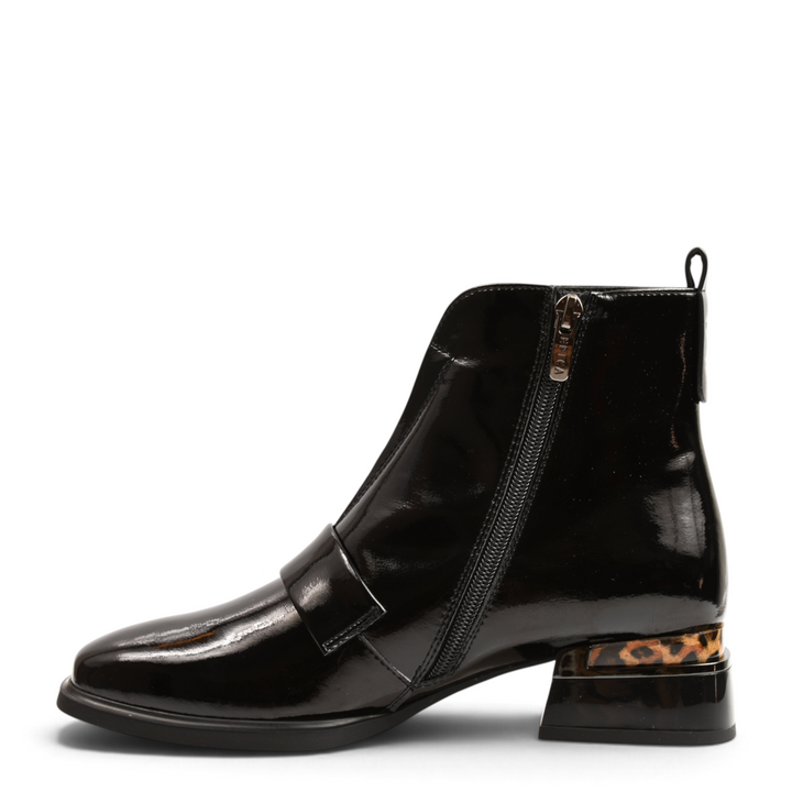 ada-shoes.ro Epica black patent leather ankle boots with leopard print heel detail and side zipper