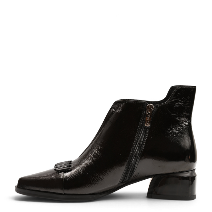 ada-shoes.ro Epica black patent leather ankle boots with square toe, ornamental front detail, and low block heel