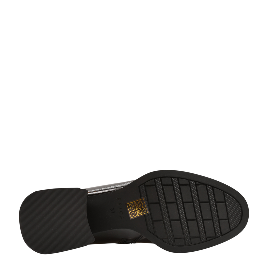 ada-shoes.ro Epica black leather boot sole with textured tread pattern and block heel detail
