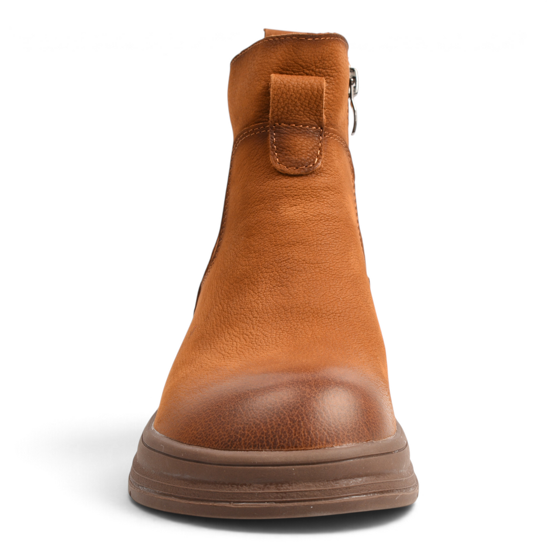 ada-shoes.ro casual ankle boots in cognac brown nubuck leather with a side zipper and flexible rubber sole