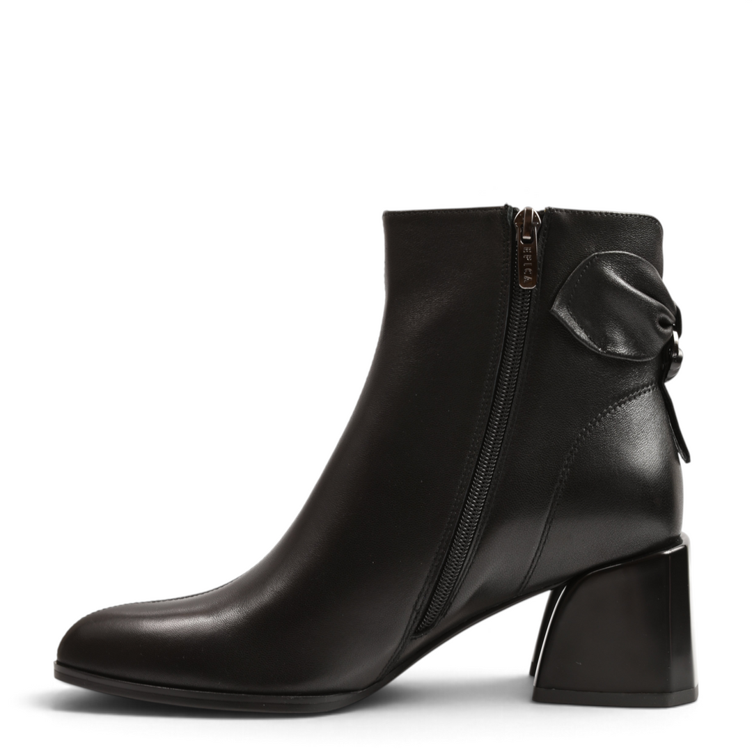 ada-shoes.ro black leather ankle boots with a block heel, side zipper, and decorative bow detail at the heel.