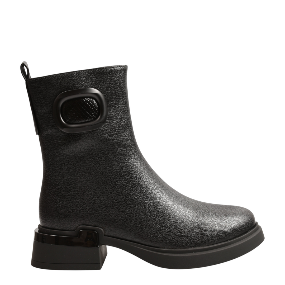 ada-shoes.ro Epica black grained leather ankle boots with oval side detail, block heel, and flatform sole.