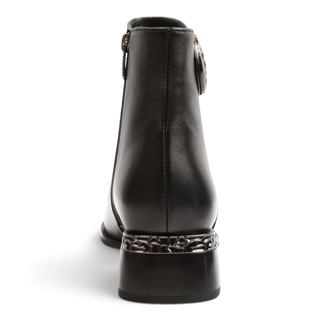 ada-shoes.ro Epica black leather ankle boots featuring a metallic chain-detail block heel and side zipper closure