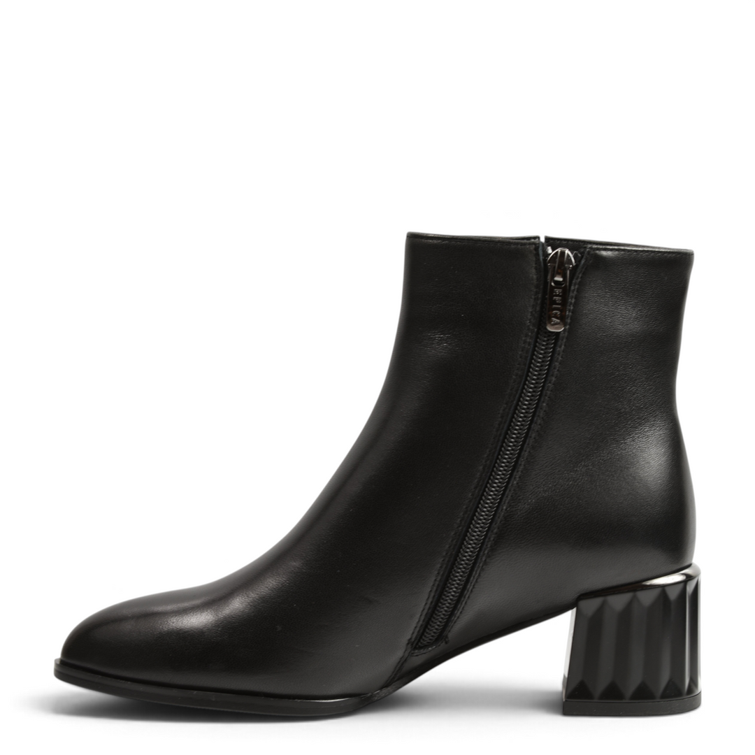ada-shoes.ro Epica black leather ankle boots with a geometric sculpted block heel and side zipper closure