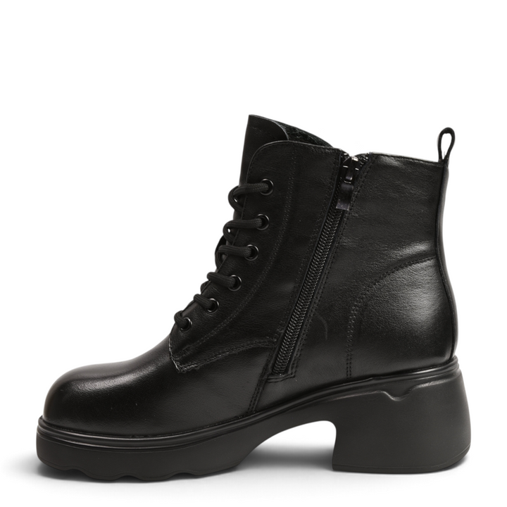 ada-shoes.ro black leather combat boots with lace-up front, side zipper, and chunky platform heel.