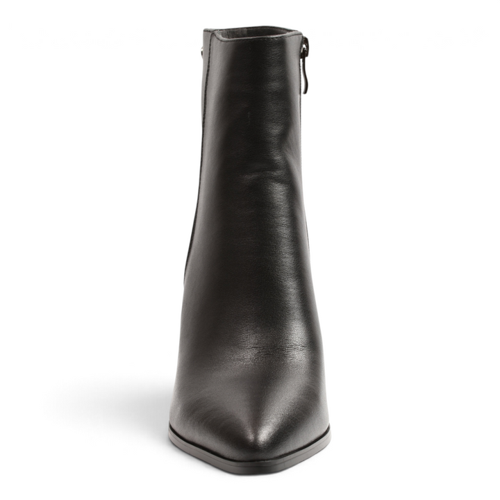 ada-shoes.ro Anna Viotti black leather ankle boots with a pointed toe and architectural heel