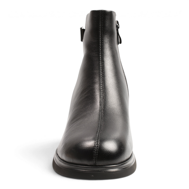 ada-shoes.ro Anna Viotti black leather ankle boots with a front seam and block heel, front view.