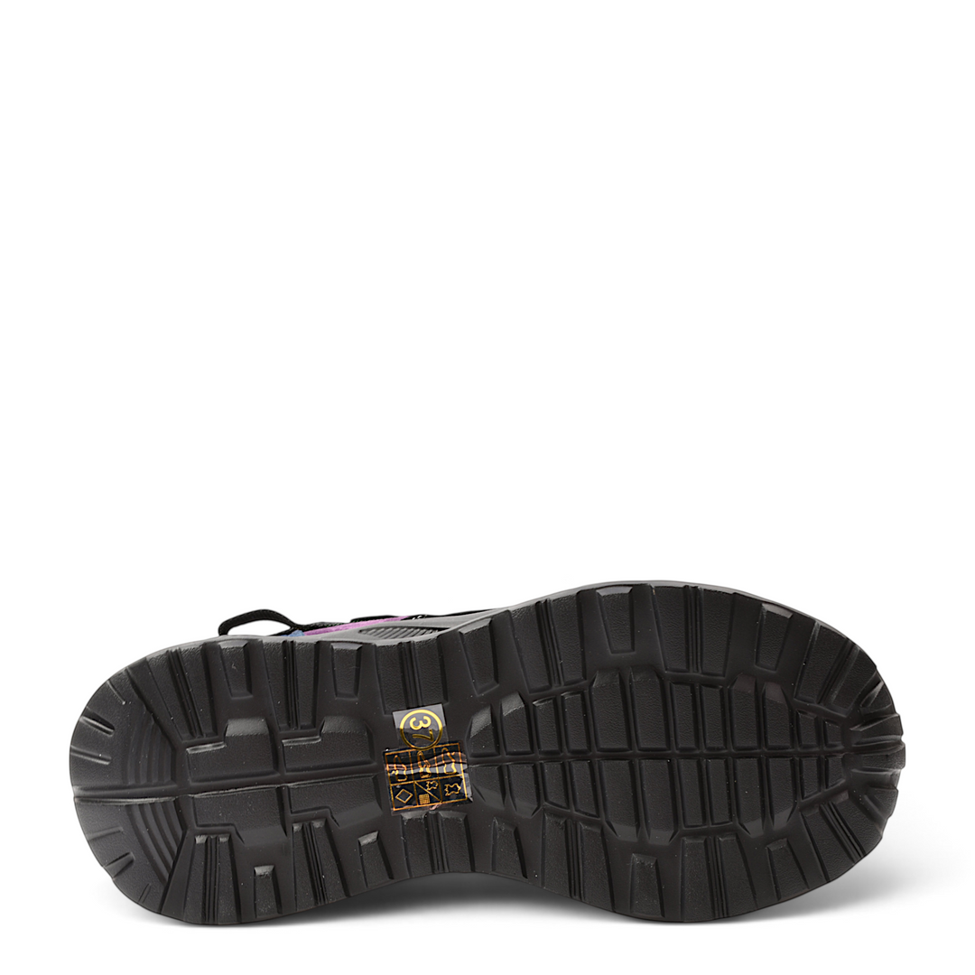 ada-shoes.ro Franco Gerardo chunky black rubber sneaker outsole with deep tread pattern and size sticker