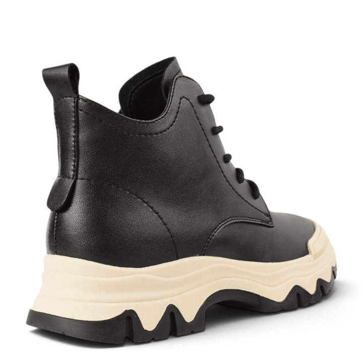 ada-shoes.ro Pass Collection black leather sneaker boots with a thick cream-colored lug sole, rear view.