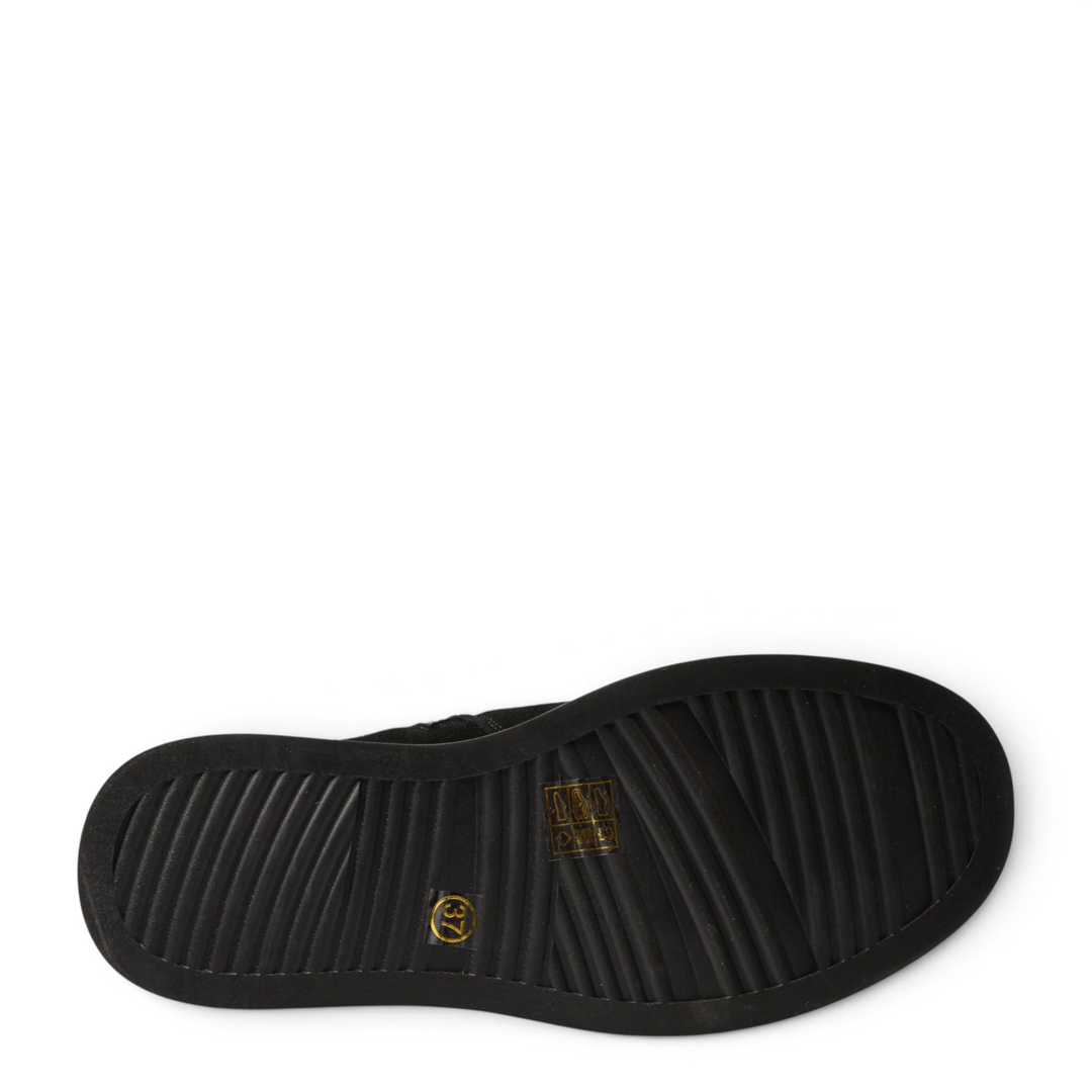 Black suede orthopedic sole of Pass Collection boot from ada-shoes.ro