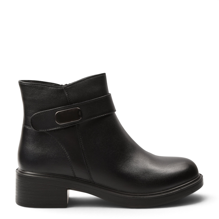 ada-shoes.ro Pass Collection black leather ankle boots with a decorative strap and metallic buckle detail