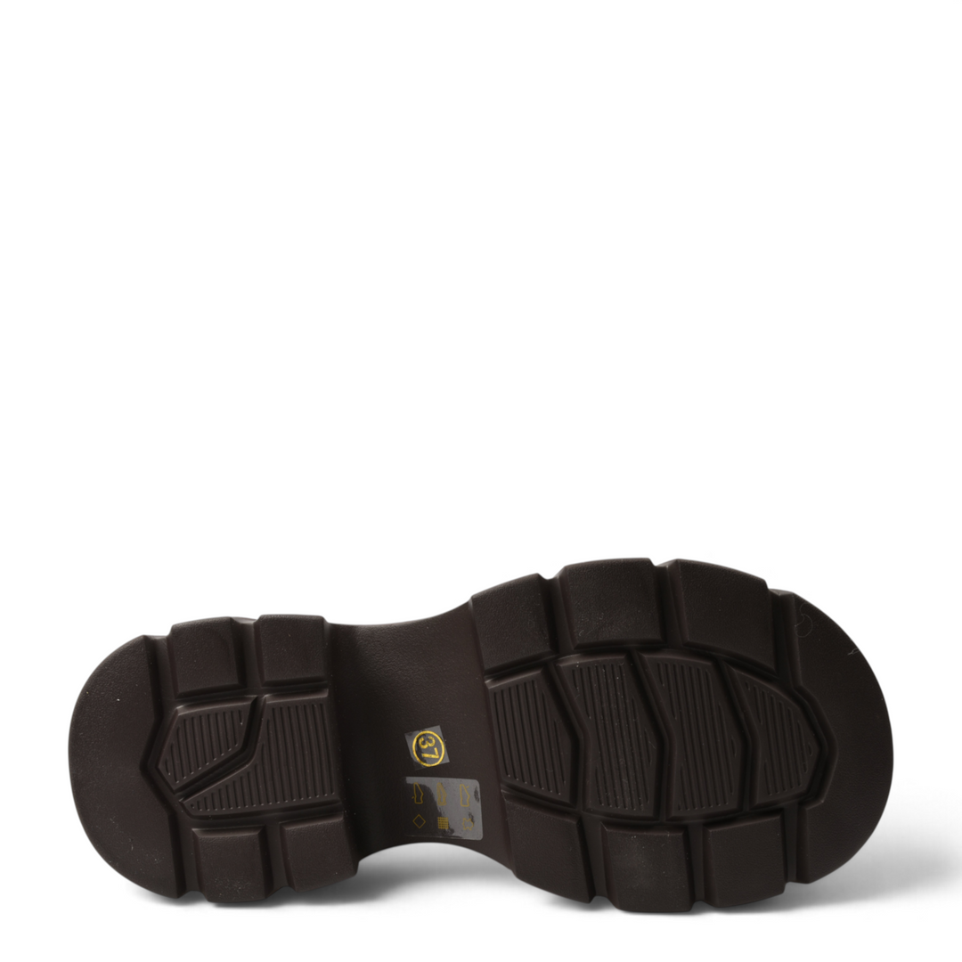 ada-shoes.ro Pass Collection brown chunky boot sole with deep tread pattern for traction