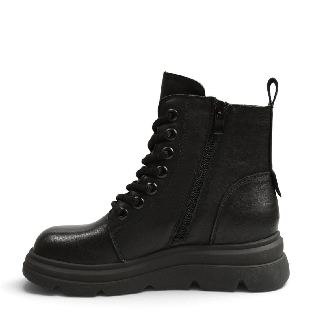 ada-shoes.ro black leather combat boots with thick lug sole, side zipper, and front laces for women