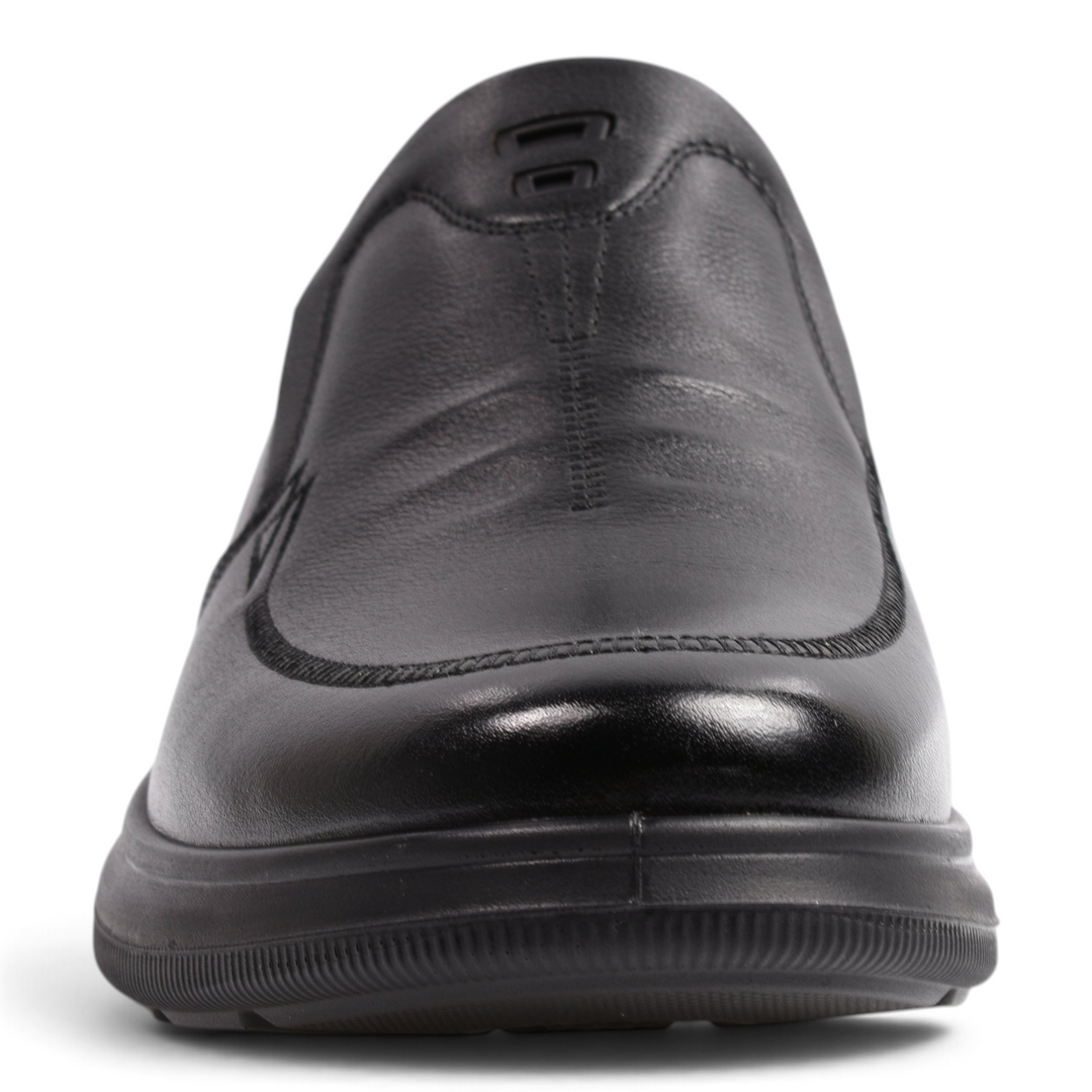 ada-shoes.ro black leather slip-on casual shoes with elastic side panels and flexible sole, front view