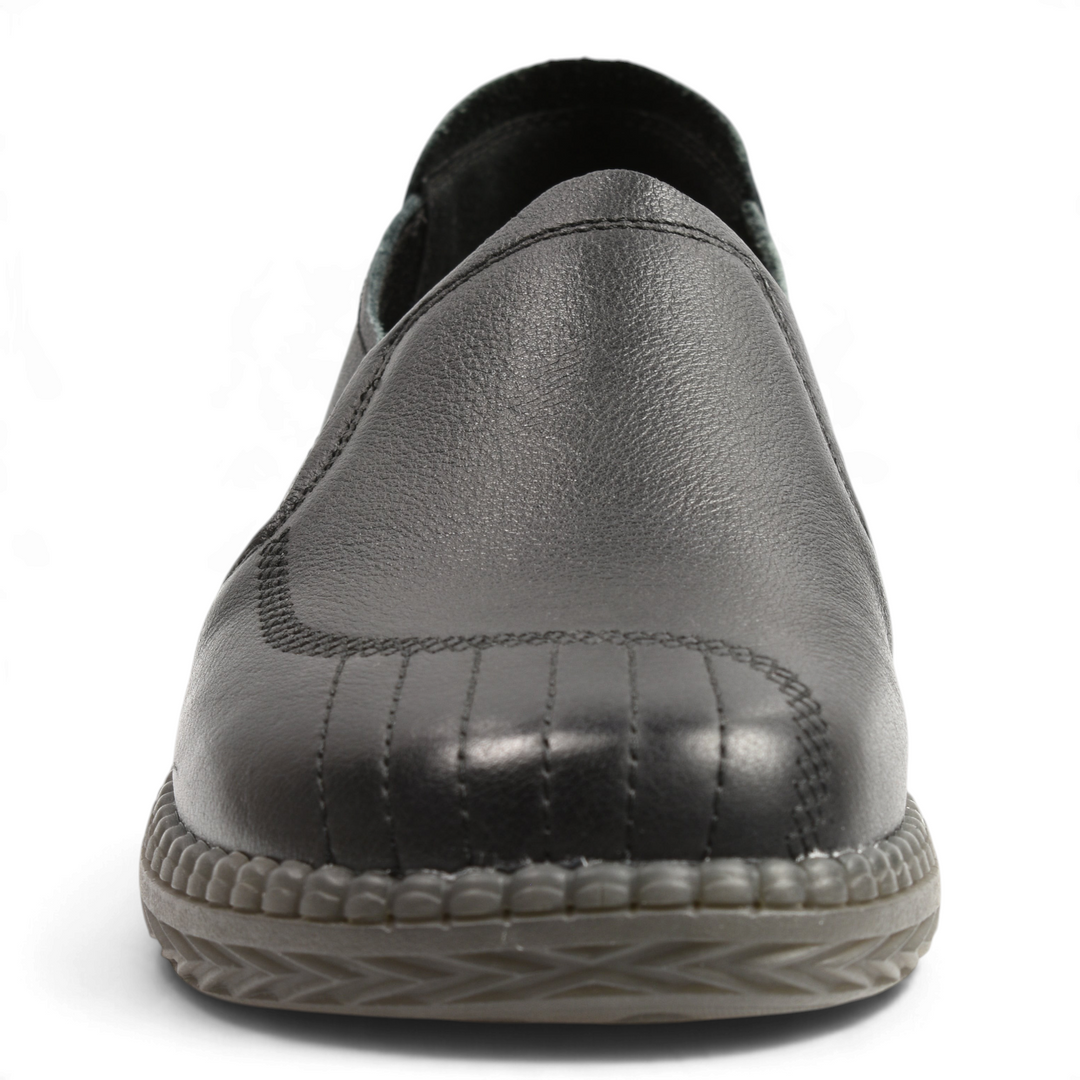 ada-shoes.ro Formazione black leather slip-on casual shoes with decorative stitching and flexible sole