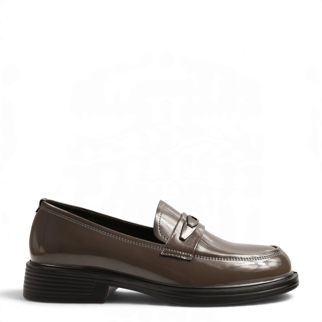 ada-shoes.ro Anna Viotti anthracite grey patent leather loafers with metallic detail and low block heel