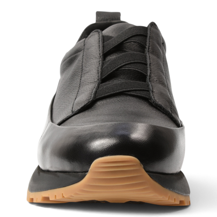 ada-shoes.ro Feeling black leather slip-on sneakers with elastic bands and a gum-colored sole, front view.