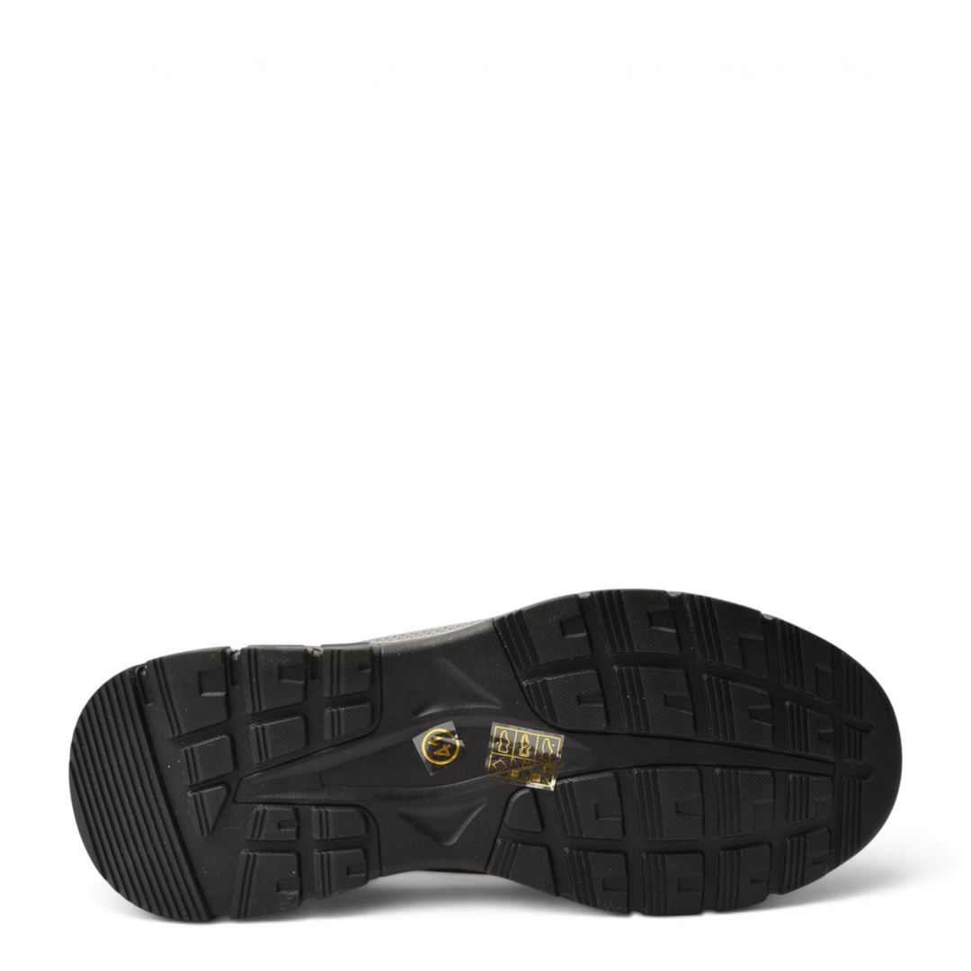 ada-shoes.ro black high-top sneaker sole with a rugged, treaded pattern for optimal grip and traction.